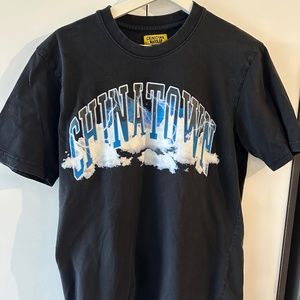 Men's Large Black Chinatown Market T-shirt